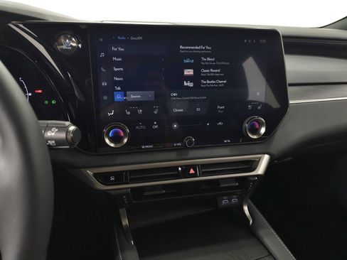 Used 2024 Lexus RX 350 Premium w/ Convenience Package AWD/4WD image 24