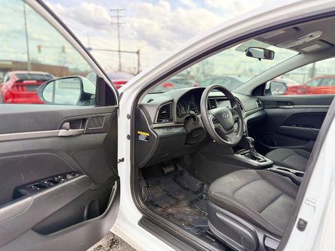 Used 2018 Hyundai Elantra SEL image 10