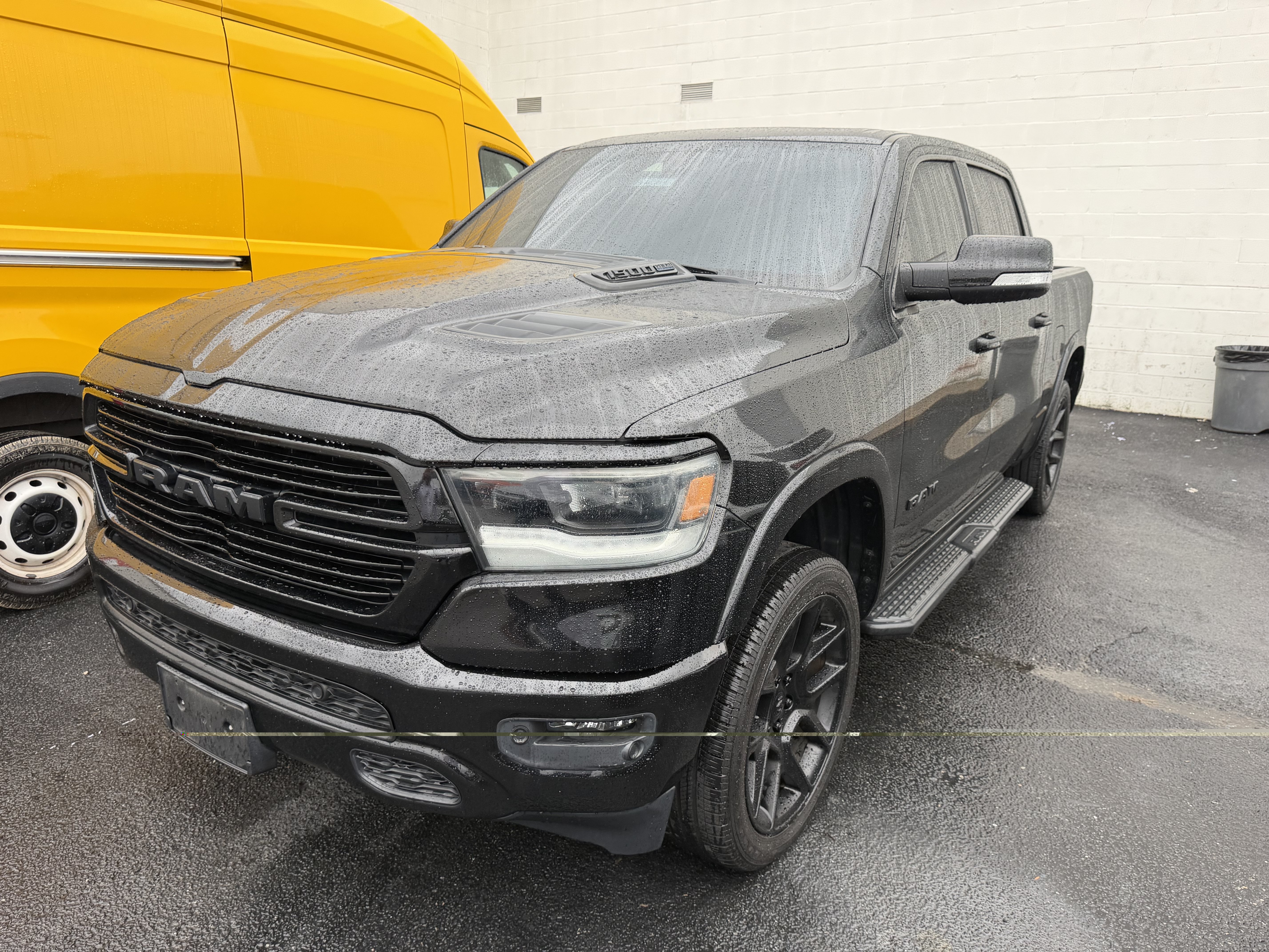 Used 2021 RAM 1500 Laramie AWD/4WD image 5