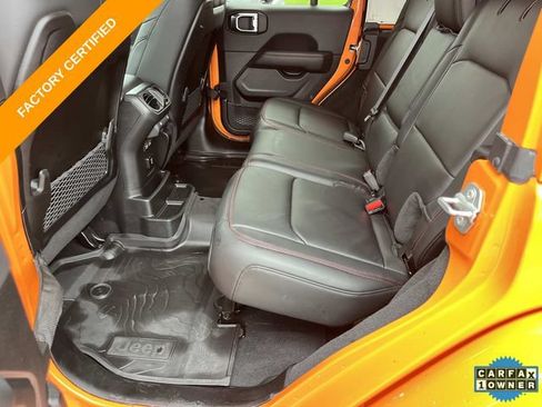 Certified 2025 Jeep Wrangler Unlimited Rubicon AWD/4WD image 17