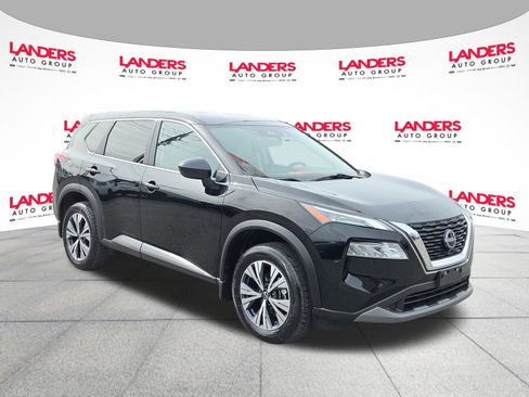 Used 2023 Nissan Rogue SV image 1