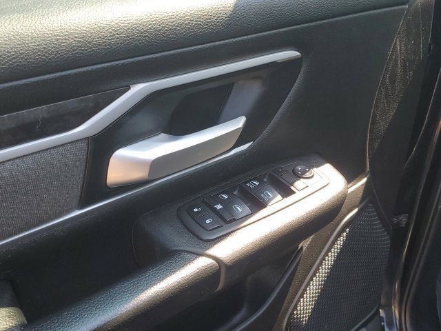 Certified 2022 RAM 1500 Big Horn w/ Night Edition AWD/4WD image 6