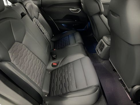 Used 2023 Audi e-tron GT Prestige w/ Prestige Package image 29