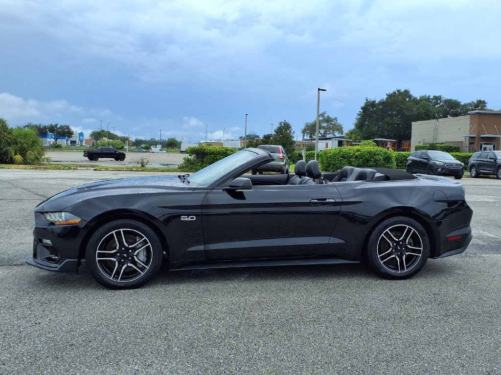 Used 2019 Ford Mustang GT Premium w/ Equipment Group 401A RWD image 4