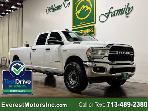 Used 2022 RAM 2500 Tradesman AWD/4WD image 1