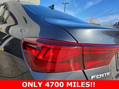 Used 2024 Kia Forte LXS w/ LXS Technology Package image 35