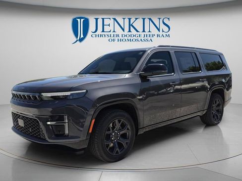 New 2026 Jeep Grand Wagoneer L Limited AWD/4WD image 11