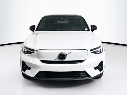 Used 2023 Volvo C40 P8 Recharge Plus AWD/4WD image 2