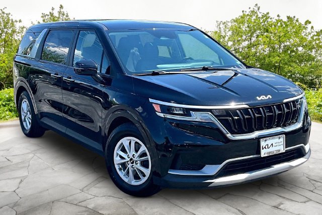 Used 2022 Kia Carnival LX FWD image 10
