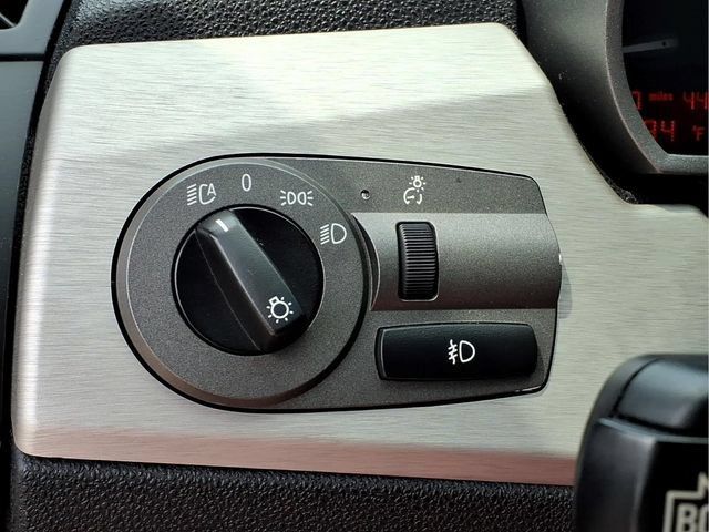 Used 2003 BMW Z4 2.5i RWD image 14