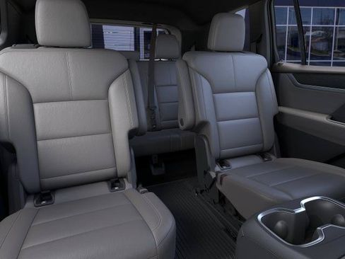 New 2026 GMC Acadia Elevation w/ Elevation Premium Package FWD image 17