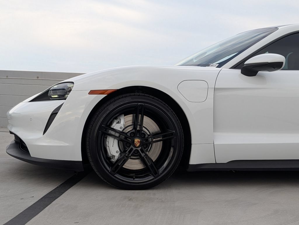 Certified 2023 Porsche Taycan RWD image 9