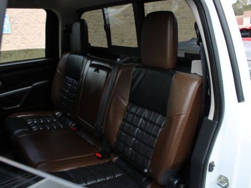 Used 2017 Nissan Titan Platinum Reserve RWD image 14