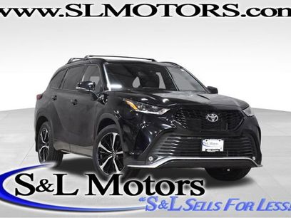 Used 2022 Toyota Highlander XSE