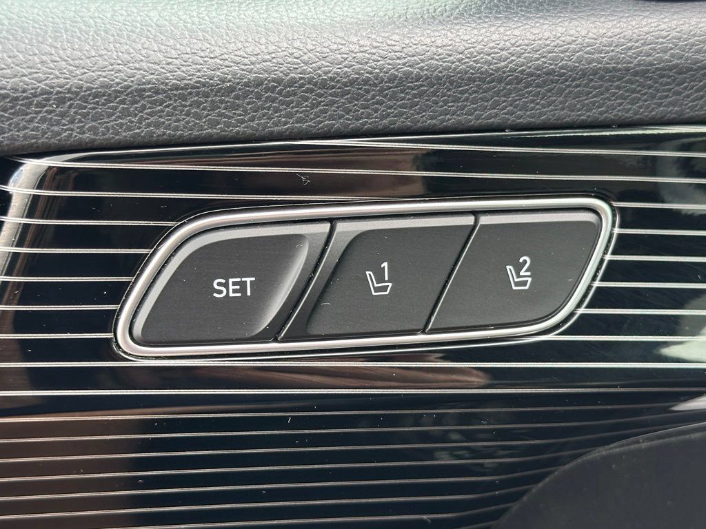 Certified 2024 Hyundai Palisade Calligraphy AWD/4WD image 15
