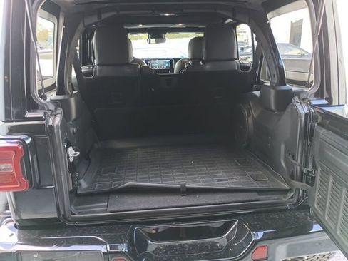 Certified 2024 Jeep Wrangler Unlimited Rubicon 392 image 7