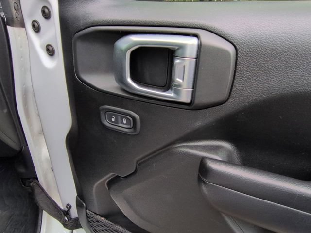 Used 2021 Jeep Gladiator Sport AWD/4WD image 27