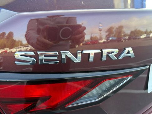 Used 2024 Nissan Sentra SV FWD image 30