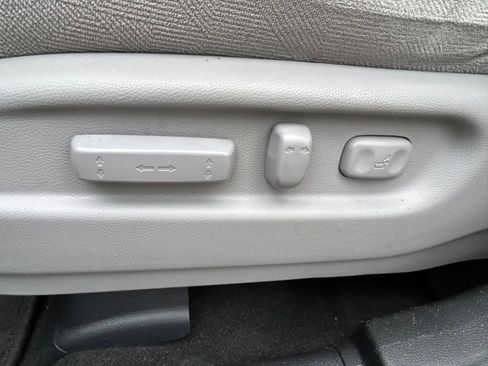 Used 2020 Honda Pilot EX image 10