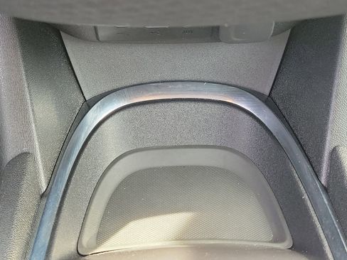 Used 2024 Chevrolet Malibu LT image 23