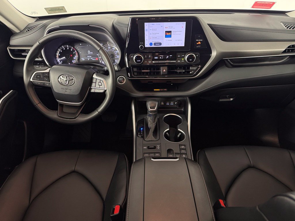 Used 2026 Toyota Highlander XLE AWD/4WD image 13