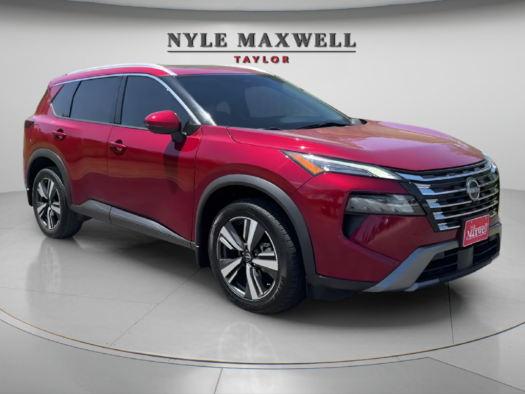 Used 2024 Nissan Rogue SL w/ SL Premium Package FWD image 3