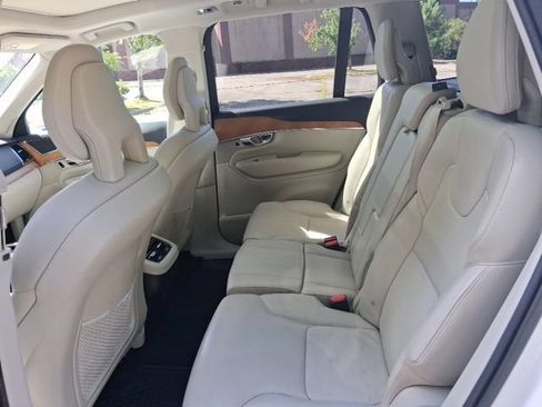 Used 2021 Volvo XC90 T6 Momentum w/ Advanced Package AWD/4WD image 26