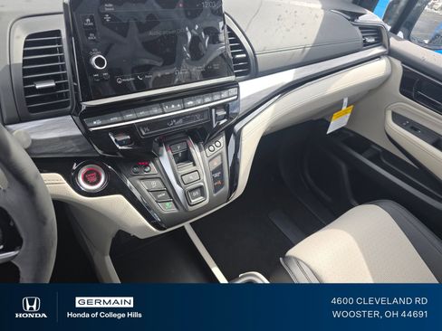 New 2026 Honda Odyssey Elite image 32
