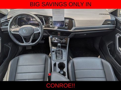 Used 2024 Volkswagen Jetta SE FWD image 25