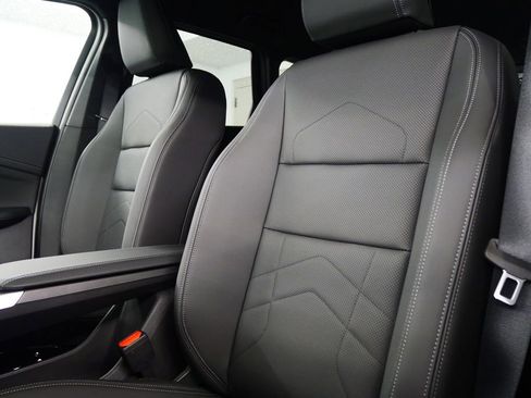 Used 2025 BMW X1 xDrive28i w/ Technology Package image 10