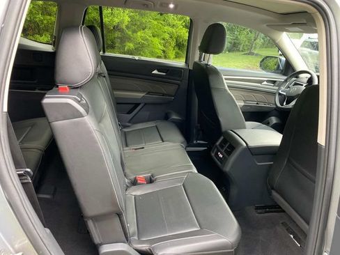 Used 2022 Volkswagen Atlas SE w/ Panoramic Sunroof Package FWD image 34