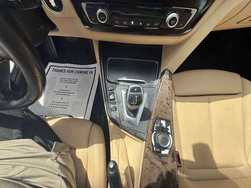 Used 2017 BMW 330i Sedan w/ Premium Package RWD image 21