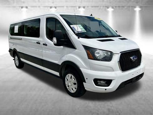 Used 2024 Ford Transit 350 XLT RWD image 3
