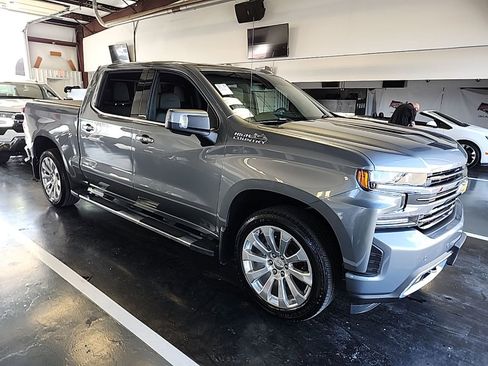 Used 2019 Chevrolet Silverado 1500 High Country image 1