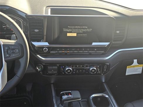 New 2026 GMC Sierra 1500 SLT image 14