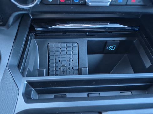 New 2026 Ford F250 Lariat image 30