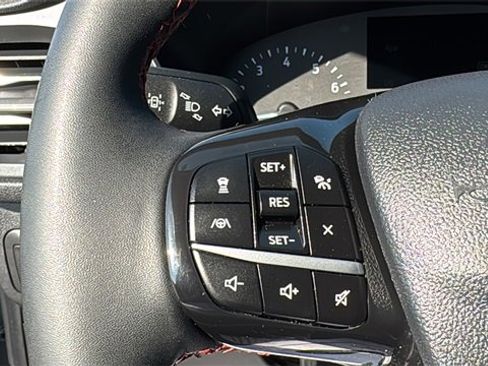 Certified 2022 Ford Escape SEL w/ SEL Stealth AWD Package image 17