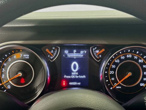 Used 2022 Jeep Wrangler Unlimited Sport AWD/4WD image 13