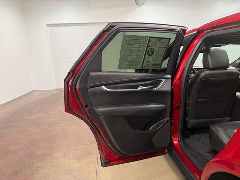 Used 2024 Cadillac XT5 Premium Luxury image 46