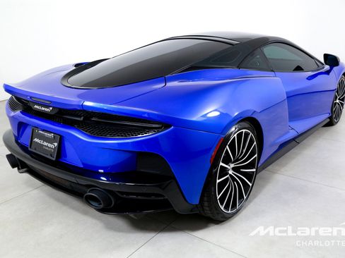 Used 2021 McLaren GT image 9