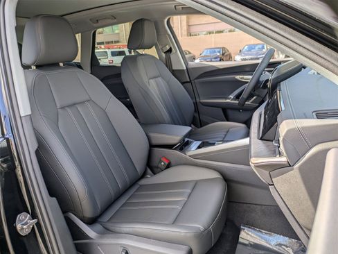 New 2025 Audi Q5 2.0T Premium Plus image 10