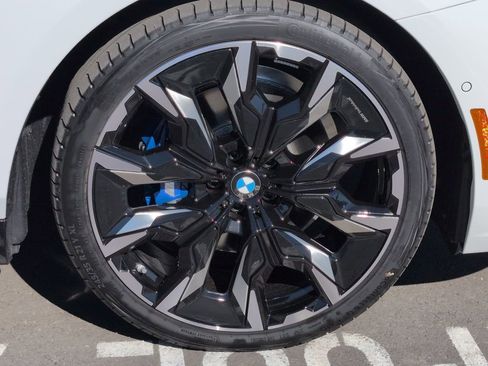 New 2026 BMW 530i RWD image 18