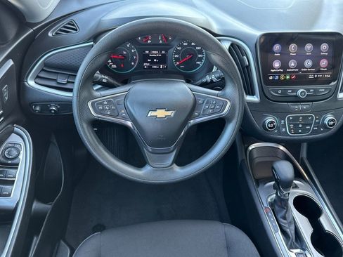 Used 2024 Chevrolet Malibu LT image 27