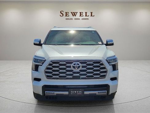 Used 2024 Toyota Sequoia Capstone image 8