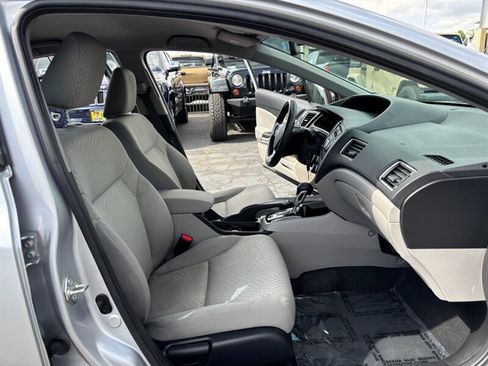 Used 2014 Honda Civic LX image 12
