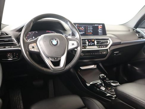 Used 2024 BMW X3 sDrive30i image 2