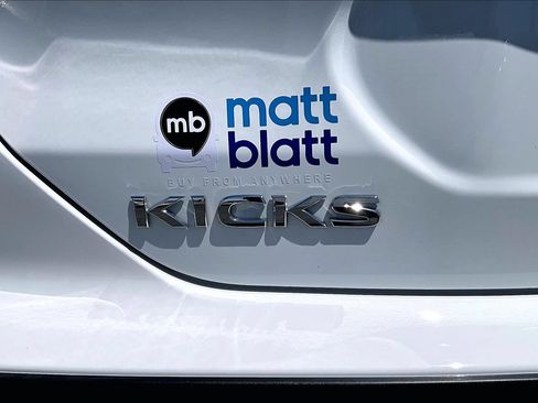 Certified 2023 Nissan Kicks SV FWD image 29