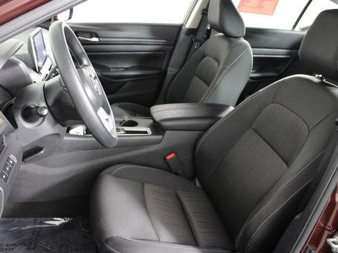 Certified 2025 Nissan Altima 2.5 SV image 19