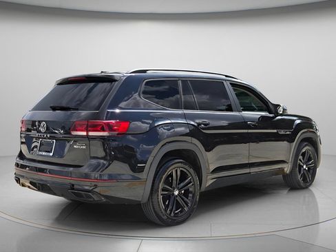 Used 2023 Volkswagen Atlas SEL R-Line AWD/4WD image 6