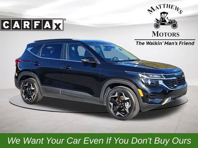 Used 2025 Kia Seltos EX w/ EX Sunroof Package